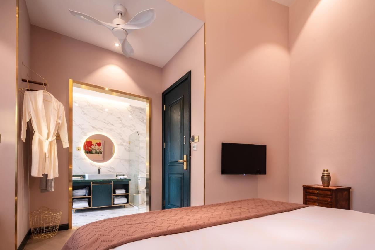 Moon And Chalice Boutique Hotel Kunming Exterior photo