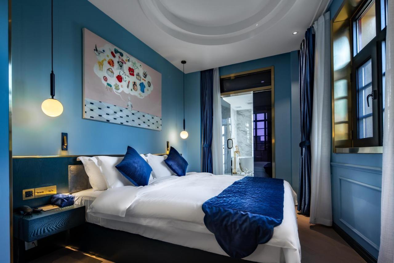 Moon And Chalice Boutique Hotel Kunming Exterior photo